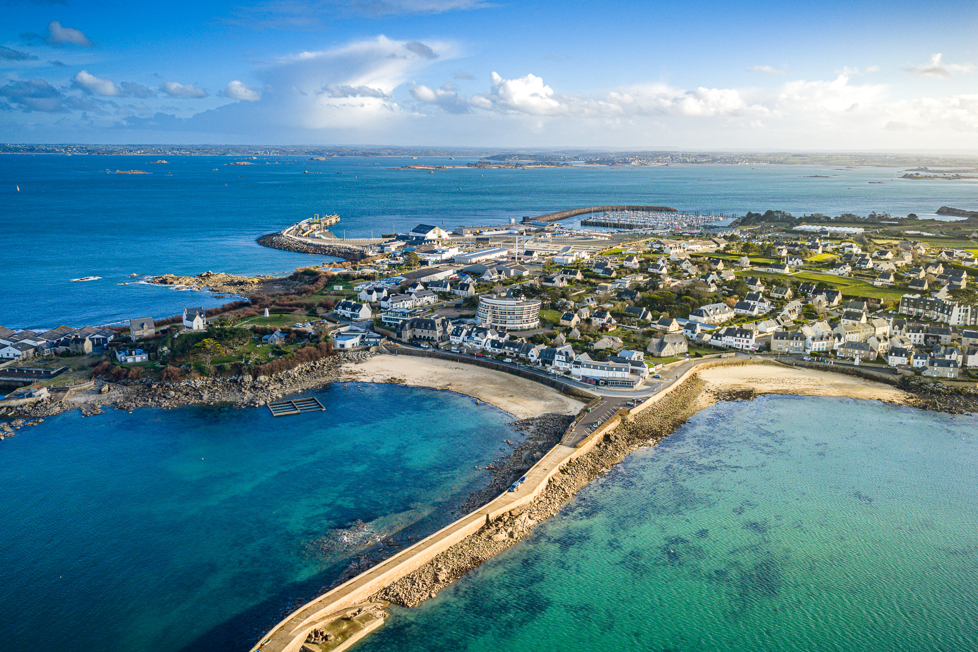 Port du Bloscon terminal Brittany Ferries, vidéaste drone Roscoff